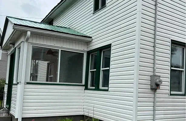 clean, spotless house siding